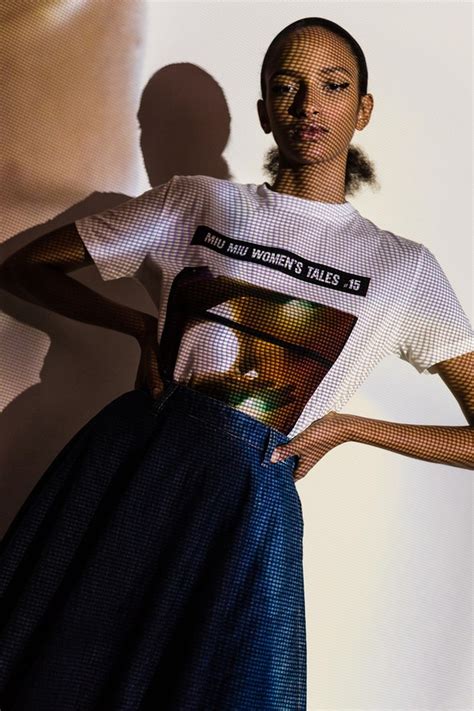 t-shirt womens tales doublé miumiu